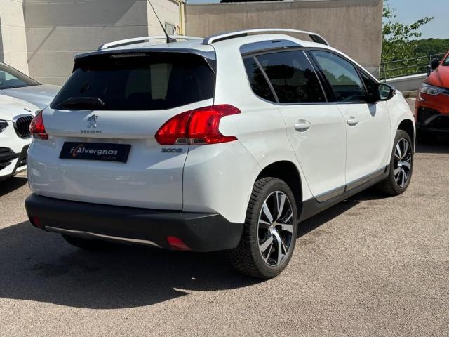 Peugeot 2008 image 9
