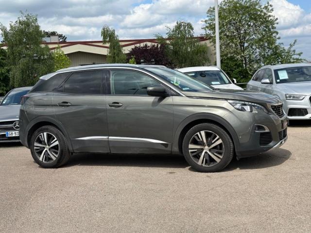 Peugeot 3008 image 2