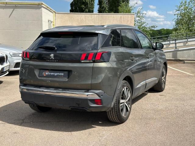 Peugeot 3008 image 3