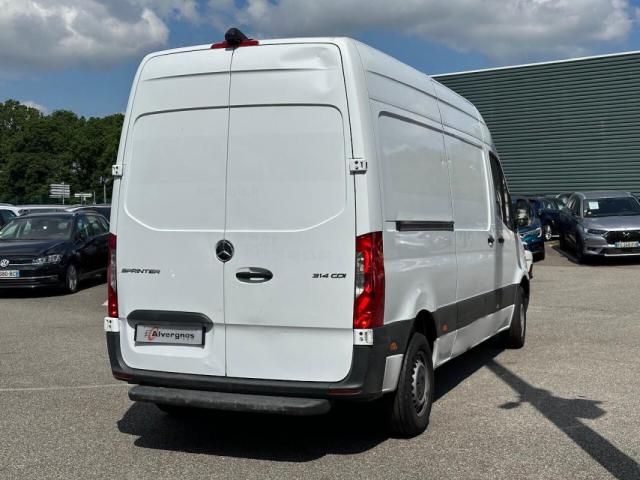Mercedes Benz Sprinter image 3