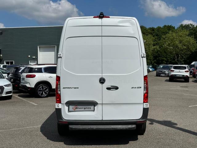 Mercedes Benz Sprinter image 4