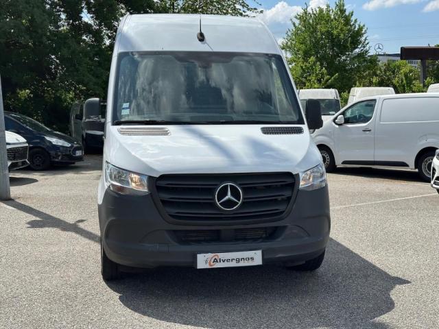 Mercedes Benz Sprinter image 9