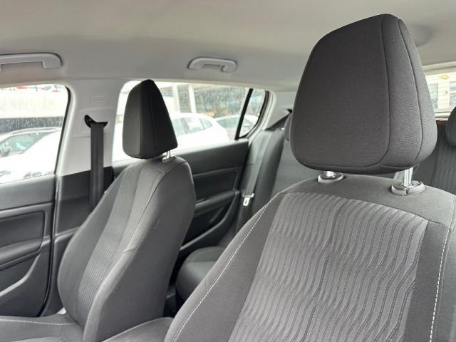Peugeot 308 image 8