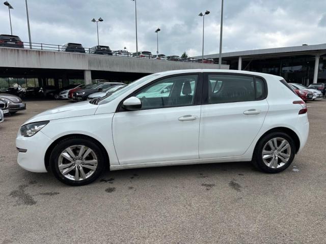 Peugeot 308 image 2