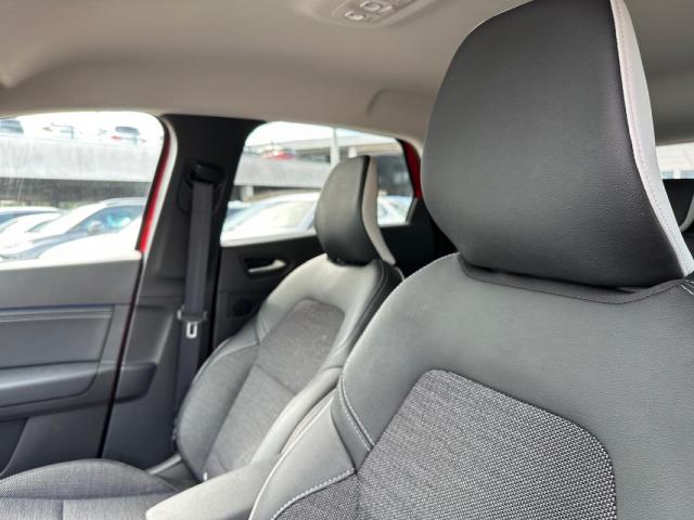 Renault Captur image 6