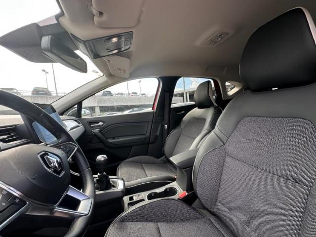 Renault Captur image 8