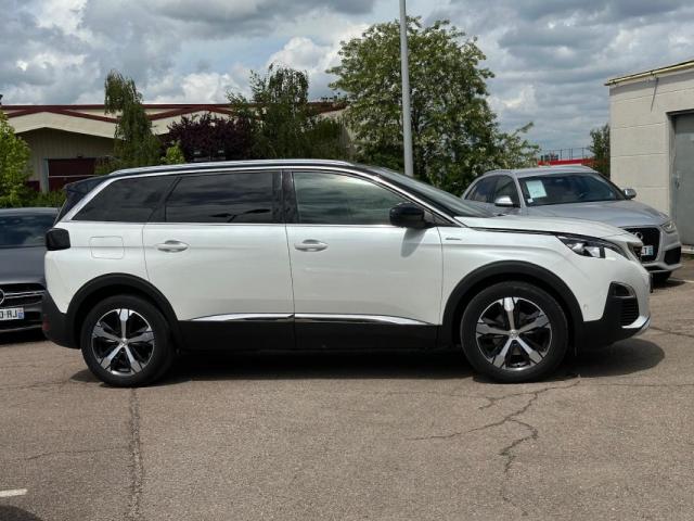 Peugeot 5008 image 2