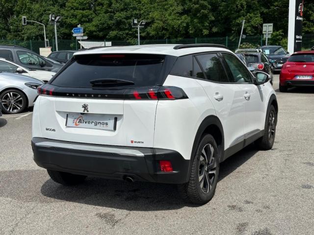 Peugeot 2008 image 8