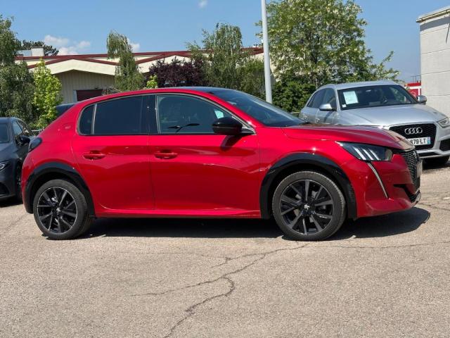 Peugeot 208 image 8