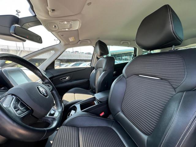 Renault Grand Scénic image 6