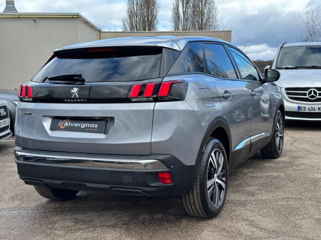 Peugeot 3008 image 2