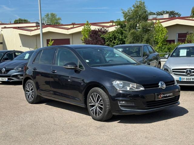 Volkswagen Golf image 8