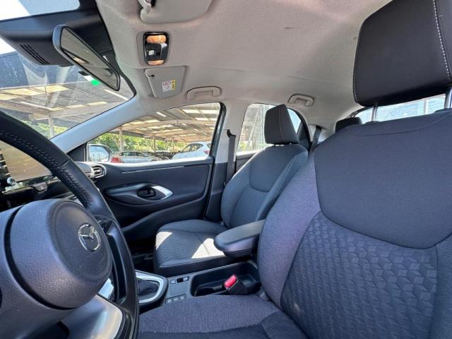 Mazda 2 image 1