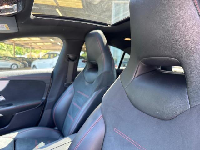 Mercedes Benz Cla image 8