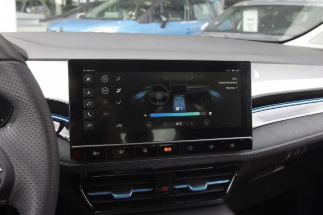 Mg Mg5 image 5