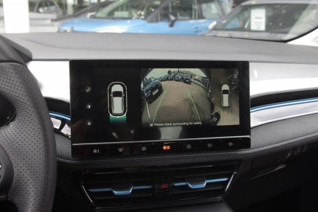 Mg Mg5 image 8