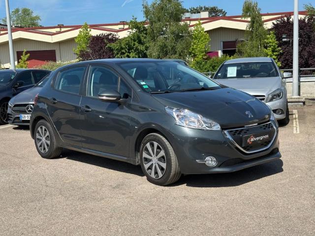 Peugeot 208 image 5