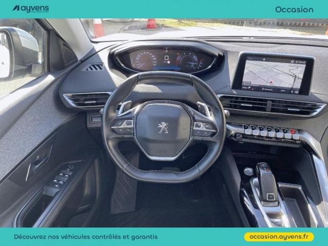 Peugeot 5008 image 1