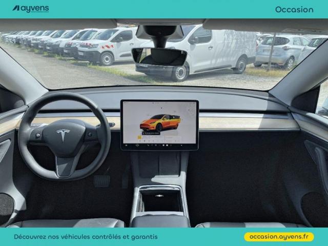 Tesla Model Y image 8