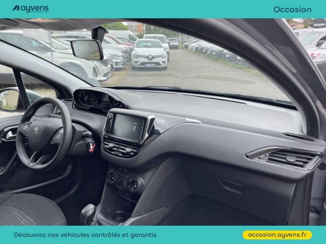 Peugeot 208 image 4