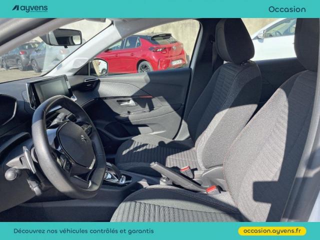 Peugeot 208 image 8