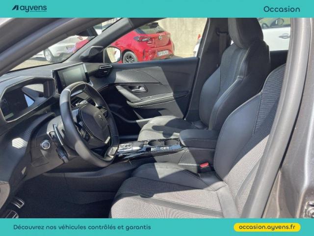 Peugeot 208 image 8