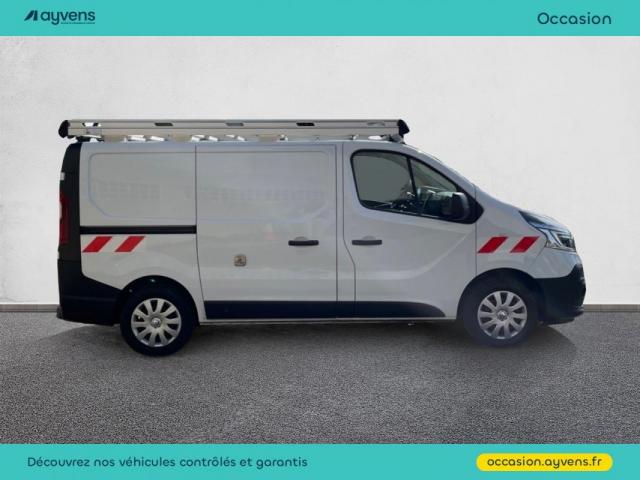 Renault Trafic image 2