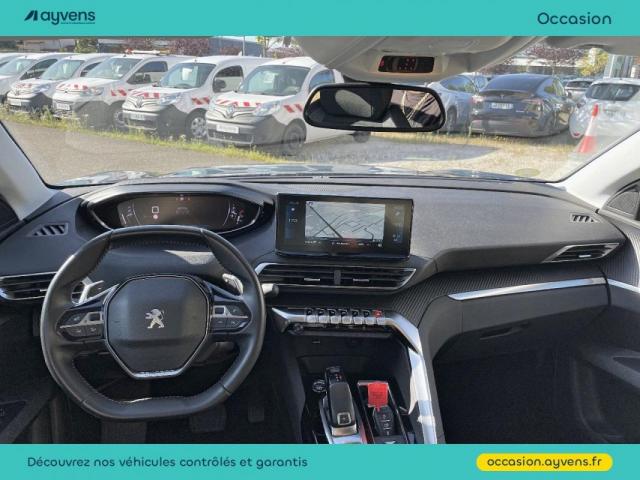 Peugeot 5008 image 1