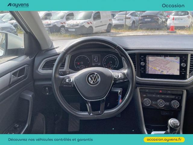 Volkswagen T-Roc image 2