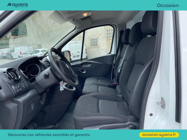 Renault Trafic image 1