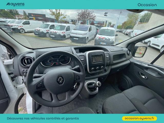 Renault Trafic image 9