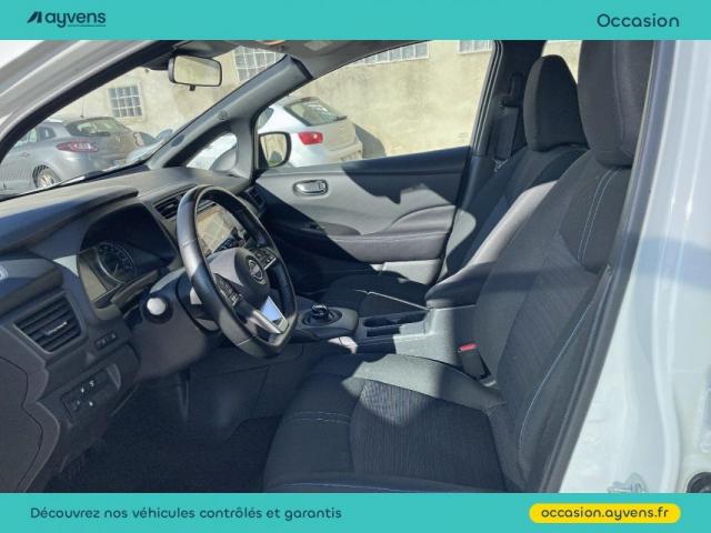 Nissan Leaf image 2