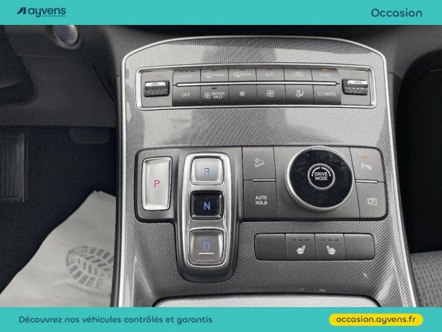 Hyundai Santa Fe image 6