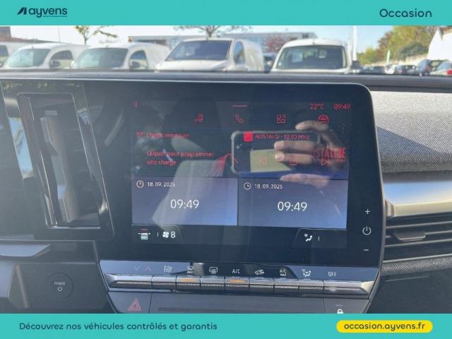 Renault Mégane E-Tech image 8