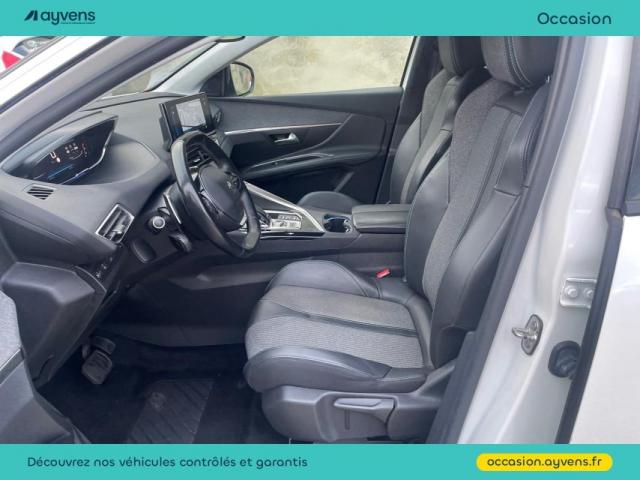 Peugeot 3008 image 2