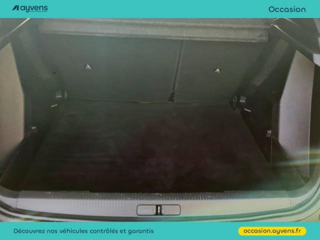 Peugeot 2008 image 8