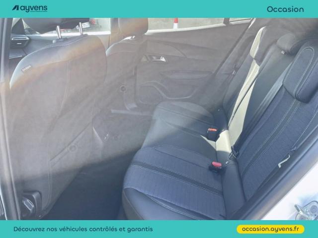 Peugeot 2008 image 6