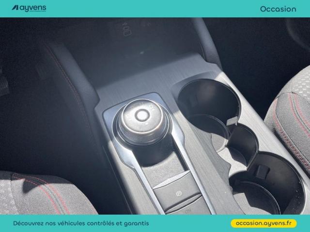 Ford Kuga image 8