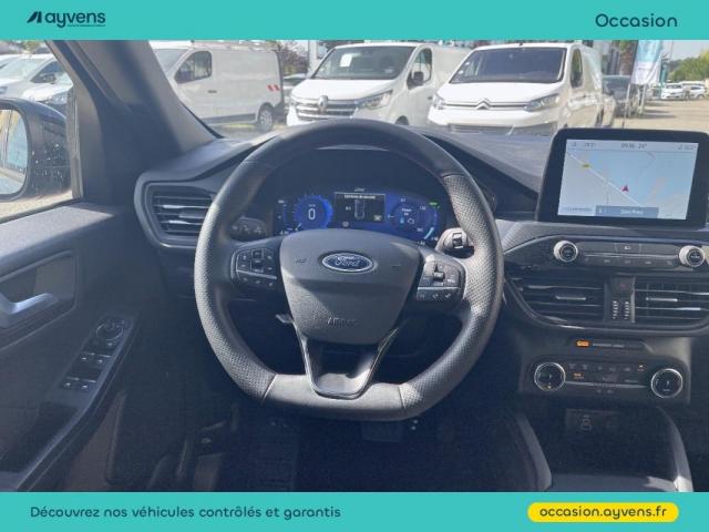 Ford Kuga image 9