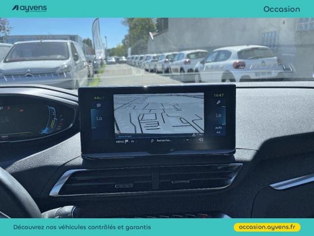 Peugeot 3008 image 2