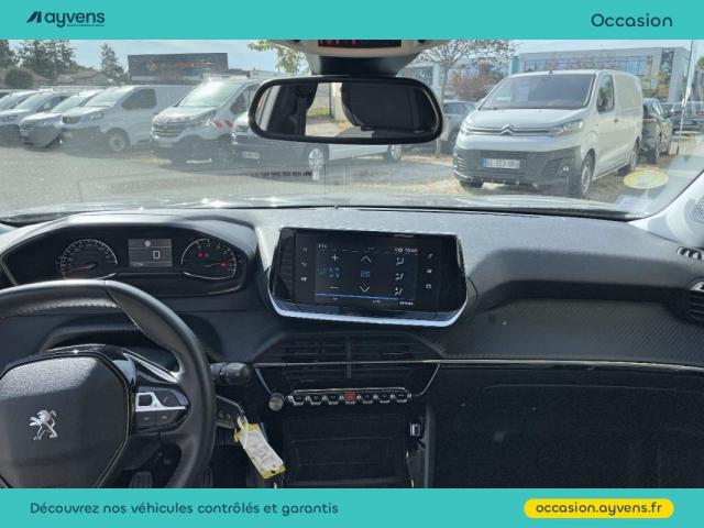Peugeot 2008 image 2