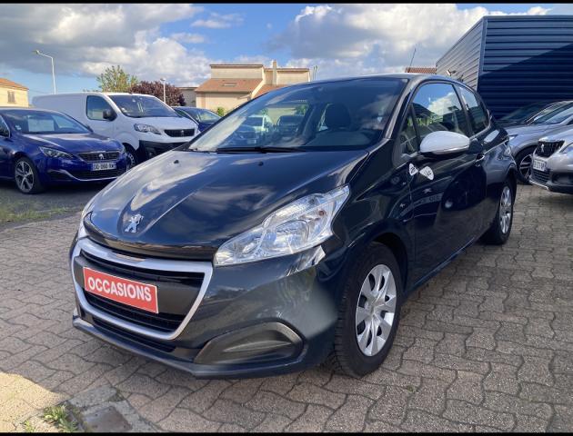 Peugeot 208 image 8