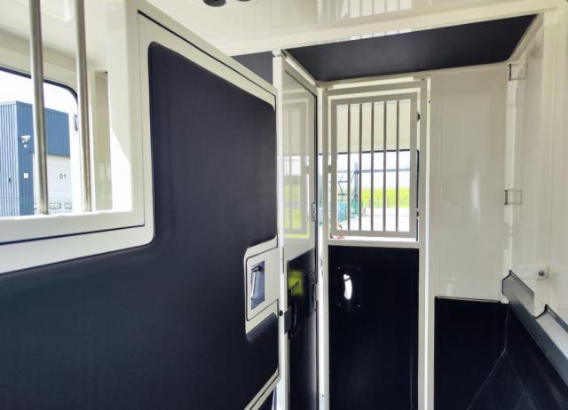 Renault Master image 9