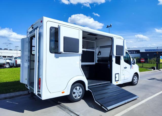 Renault Master image 3