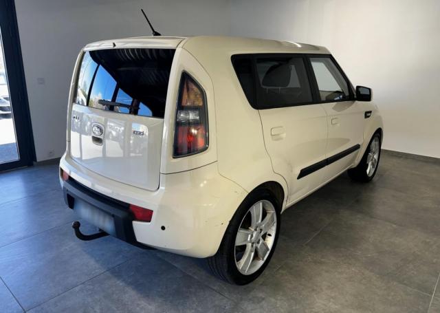 Kia Soul image 7