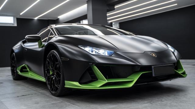 Lamborghini Huracán image 1