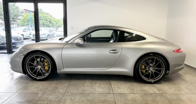 Porsche 911 image 6