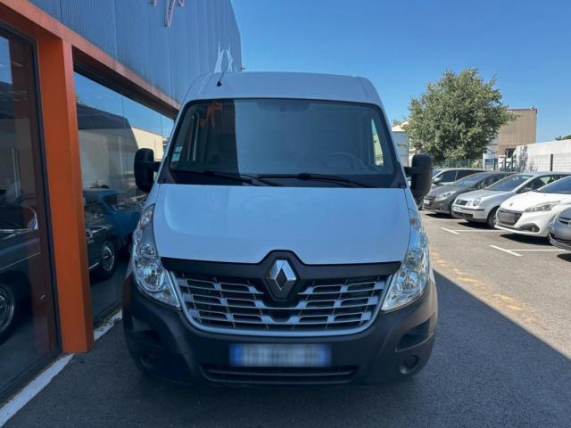 Renault Master image 2