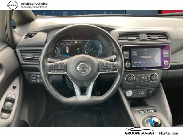 Nissan Leaf image 2