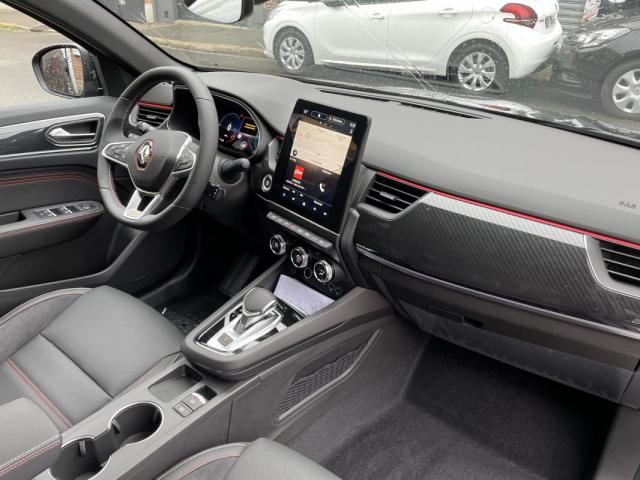 Renault Trafic image 2